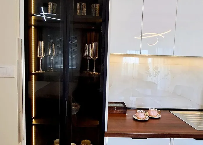 Apartment Jacuzzi Life Subotica