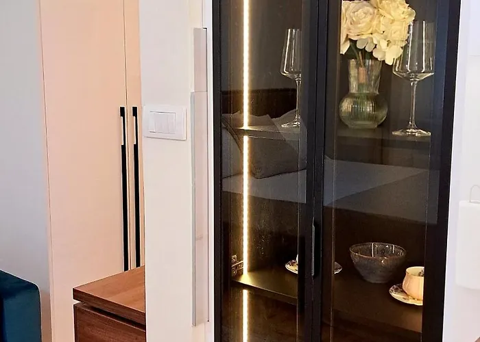 Jacuzzi Life Apartment